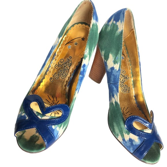 Naughty Monkey Chunky Heels, Blue and Green Watercolor Design, Size 6, Peep Toes - Picture 2 of 7